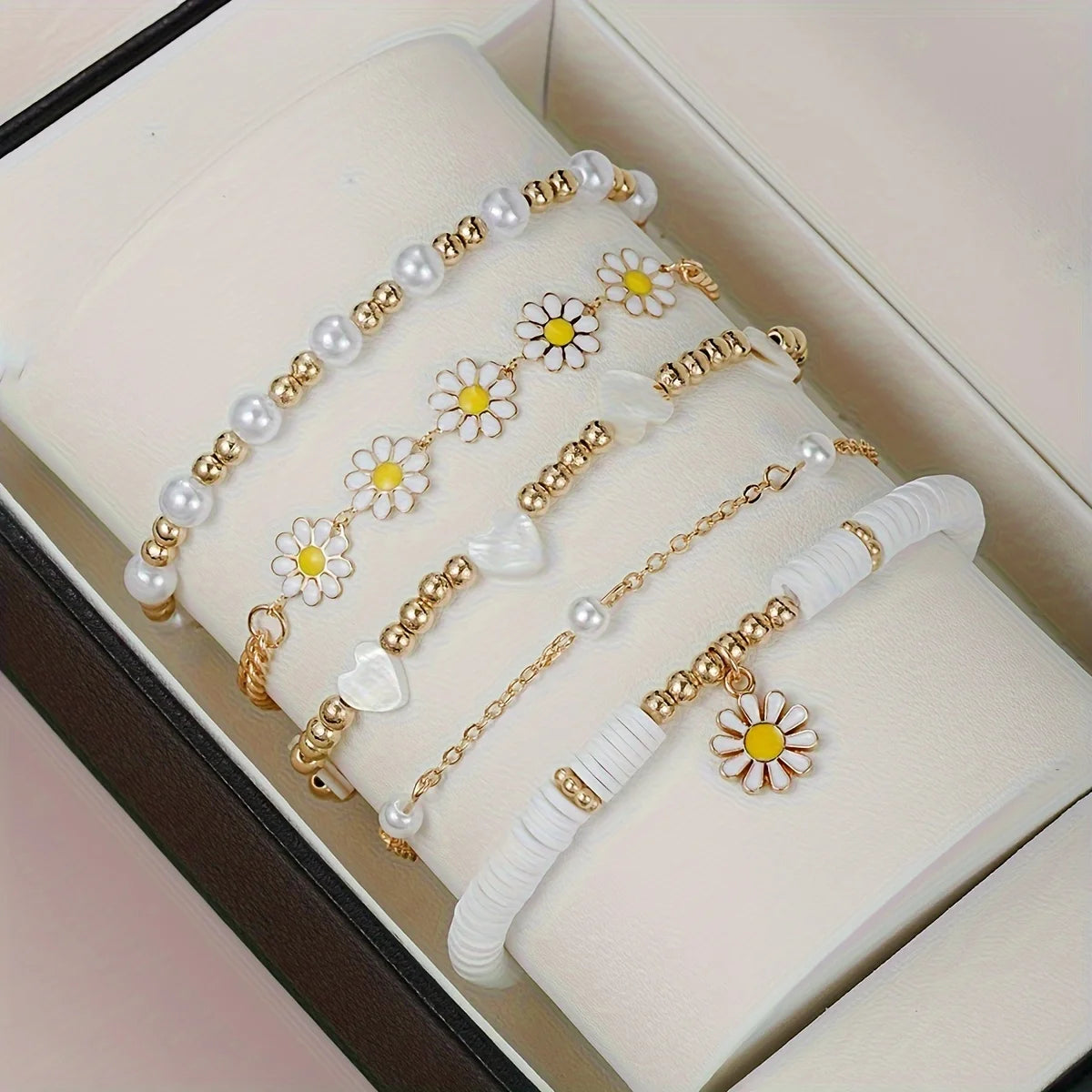Daisy Pearl Bracelet Set